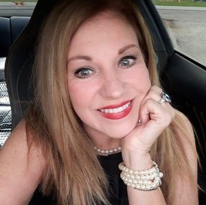 Meet your Posher, Sheila